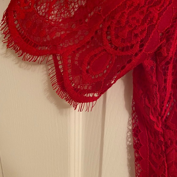 Red lace top - Picture 3 of 3